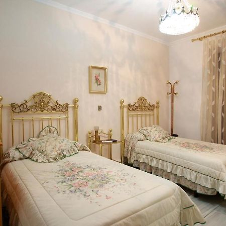 Hostal Jiménez Azuaga Szoba fotó